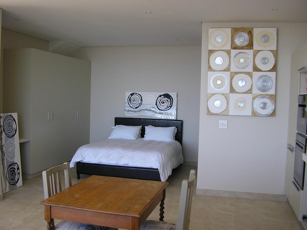 Camps Bay Studio Guesthouse - Studio كيب تاون الغرفة الصورة