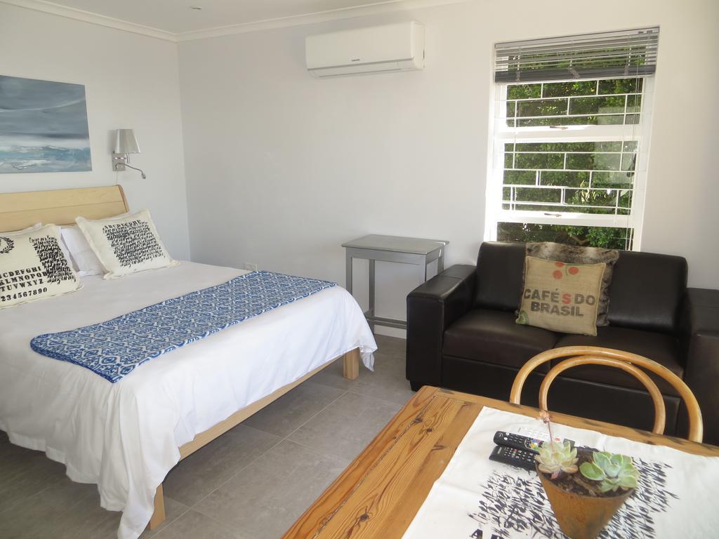 Camps Bay Studio Guesthouse - Studio كيب تاون المظهر الخارجي الصورة