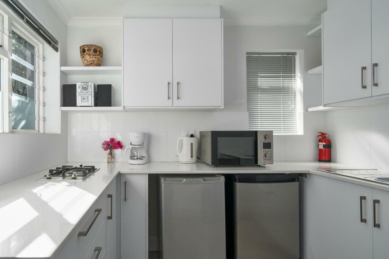 Camps Bay Studio Guesthouse - Studio كيب تاون المظهر الخارجي الصورة